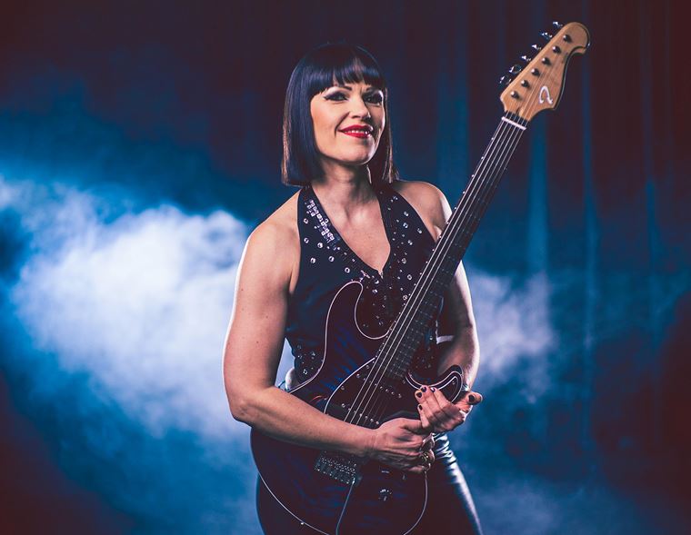 International Guitar Month - GET INSPIRED - Quotes from Guitar Heroes!